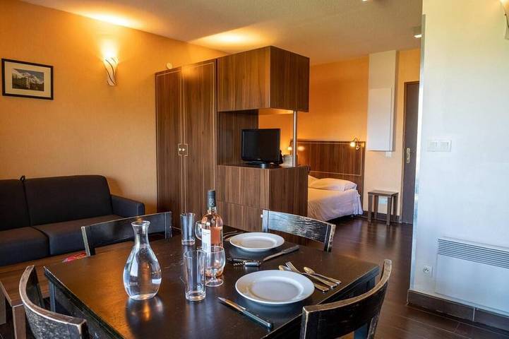 Ferienwohnung für 4 Personen, mit Whirlpool und Pool, mit Haustier - 1