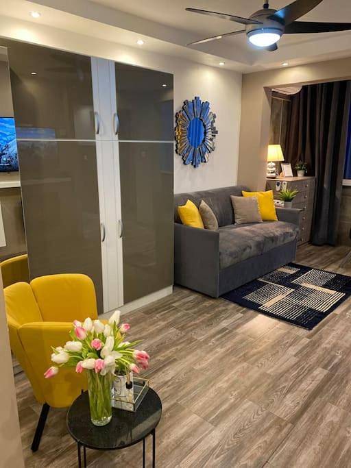 Appartement entier, One-Bedroom Apartment in Cannes, Côte méditerranéenne (France)