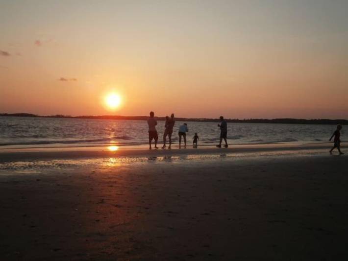 Vacation rental for 12 people, with hot tub and pool as well as terrace in Edisto Island