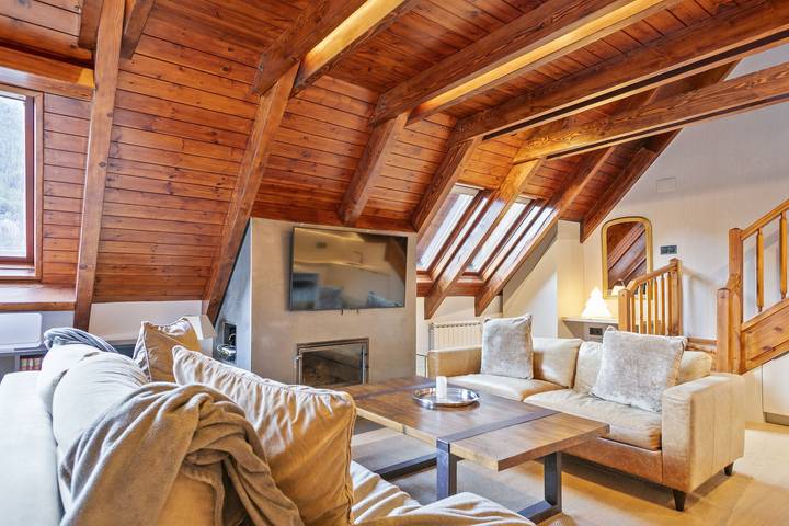 Gîte pour 6 personnes, avec jacuzzi et terrasse, animaux acceptés dans Gessa - 3