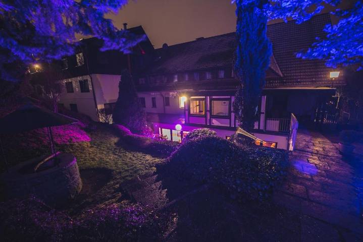 Hotel für 2 Personen, mit Terrasse und Garten sowie Sauna in Morsbach - 2