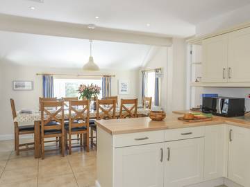 Log Cabin for 14 People in Isle of Anglesey, North-Wales, Photo 2