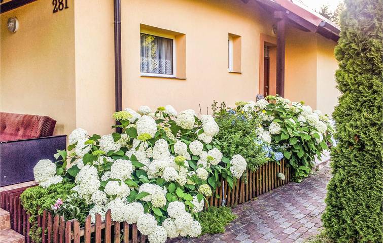 Ferienhaus für 6 Personen mit Terrasse in Stężyca, powiat kartuski