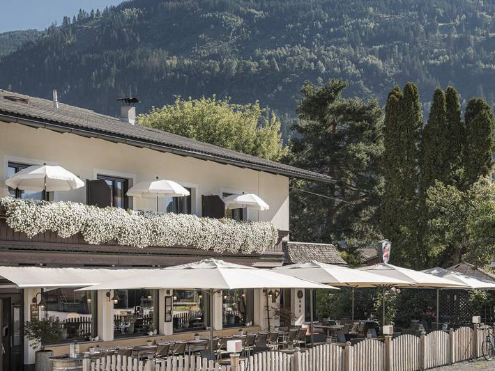 Ferienwohnung für 4 Personen, mit Balkon und Terrasse sowie Garten und Sauna in Uderns