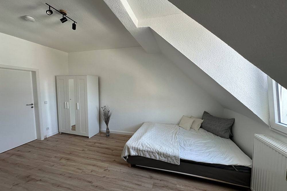 Appartamento intero, Zentrales Neues, Modernes Apartment. Schneller Zugang Mittels Code-schloss in Herne, Ruhrgebiet