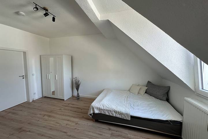 Ganze Wohnung, Zentrales neues, modernes Apartment. Schneller Zugang mittels Code-Schloss in Herne, Ruhrgebiet