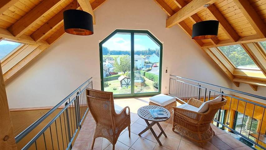 Ferienhaus für 12 Personen, mit Balkon und Terrasse sowie Garten und Sauna im Westerwald - 2
