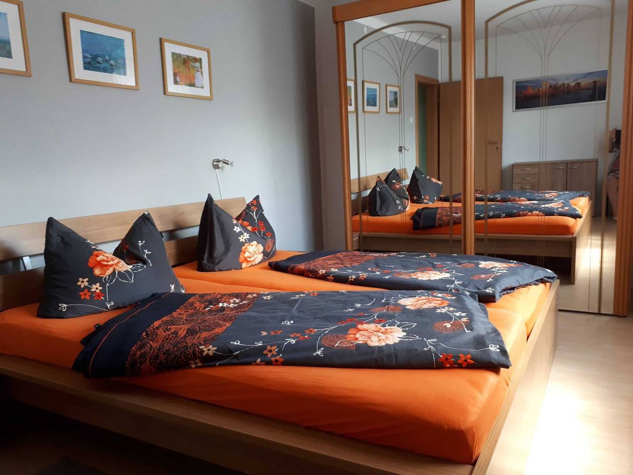 Ganze Ferienwohnung, Ferienwohnung Am Alten Ringelberg - Fam. Porsch - Ferienwohnung Am Alten Ringelberg in Erfurt, Thüringer Kernland