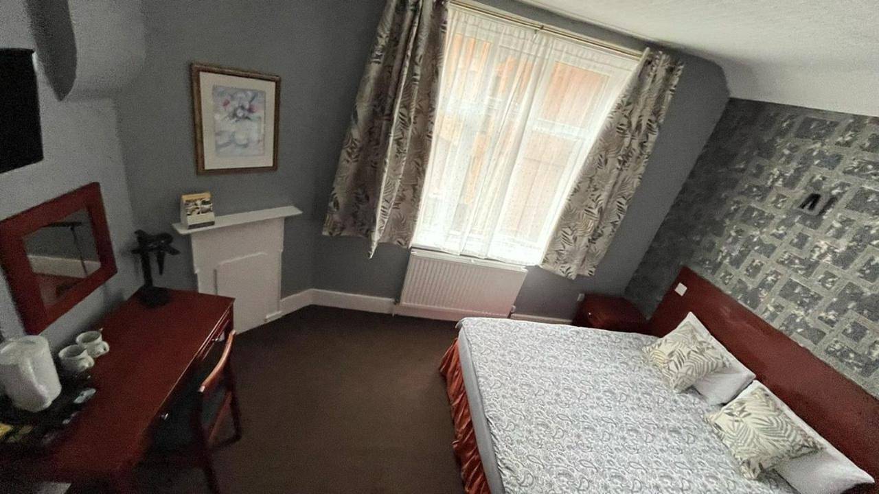 Charlotte Guest House in Camden, London