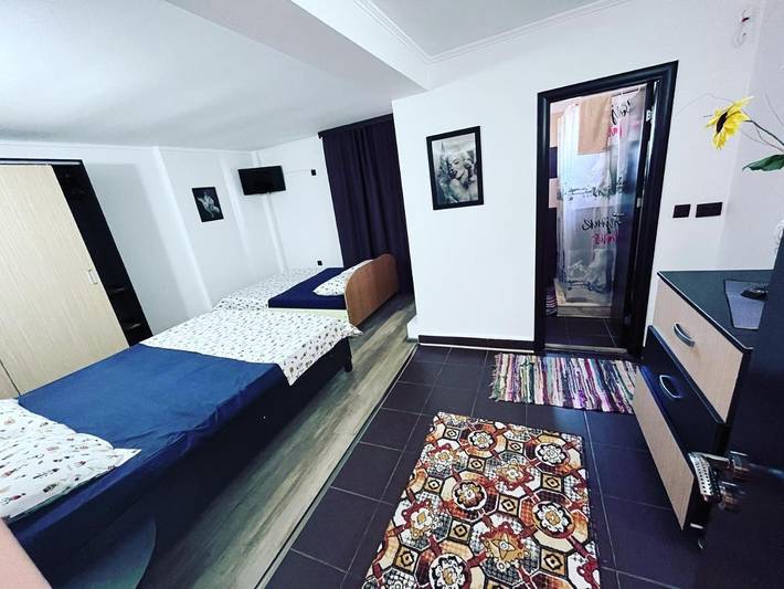 Gîte pour 4 personnes, avec jardin et vue dans Mangalia