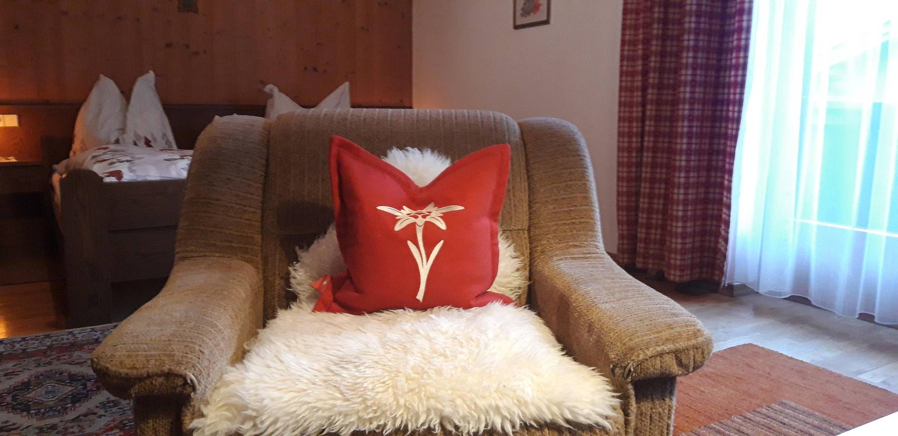 Geheel vakantieappartement, Doppelzimmer Innenhof in Vomp, Bezirk Schwaz