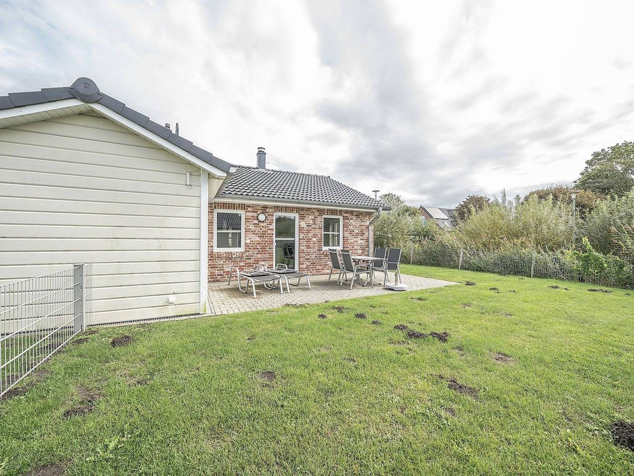 Ganze Ferienwohnung, Moderne Doppelhaushälfte - perfekt zu zweit - Dag-892 - Ferienhaus Kajüte mit Kamin und Terrasse (Ht) in Dagebüll, Nordseeküste