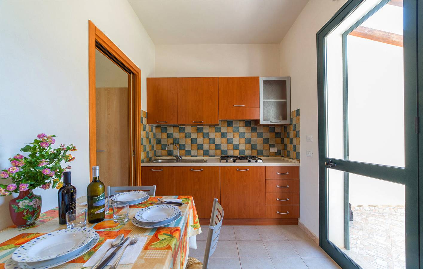 Appartamento intero, Accogliente appartamento con aria condizionata con piscina e terrazza: 2 km dalla spiaggia in Marsala, Provincia di Trapani