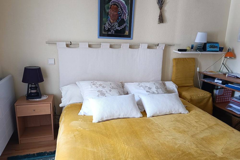 Ganze Wohnung, Geräumige Wohnung in einer Villa mit Beheiztem Privatpool, Garten 2500m² in Arbonne, Bayonne und Umgebung
