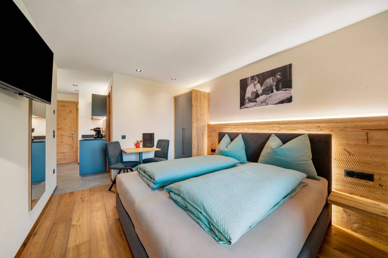 Studio Appartement 'Apartment Ocher' met uitzicht op de bergen, gedeelde tuin en Wi-Fi, foto 13