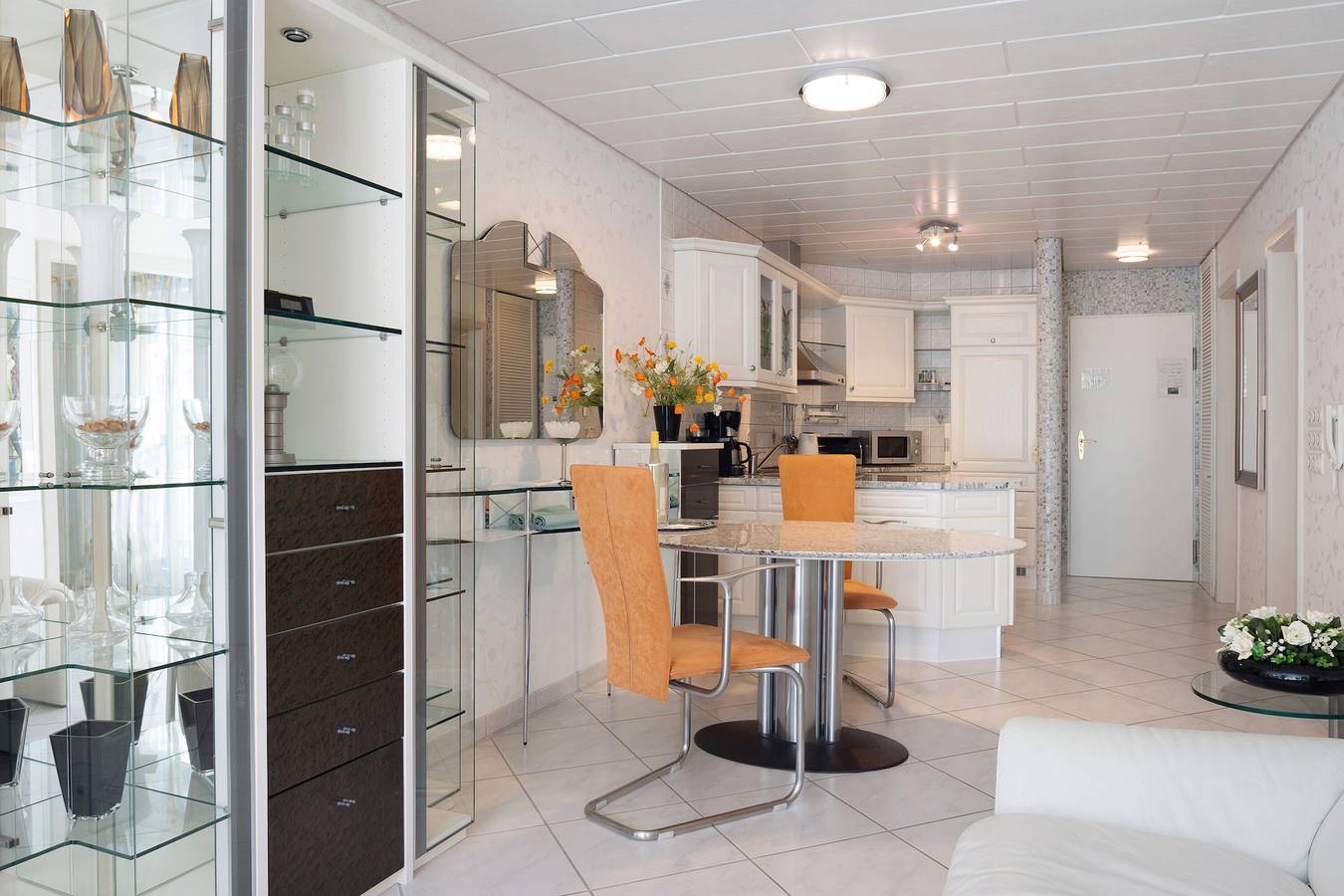Ganze Wohnung, Ferienwohnung 'Am Schlosssee' mit Seeblick, Balkon und Wlan in Salem, Bodenseekreis