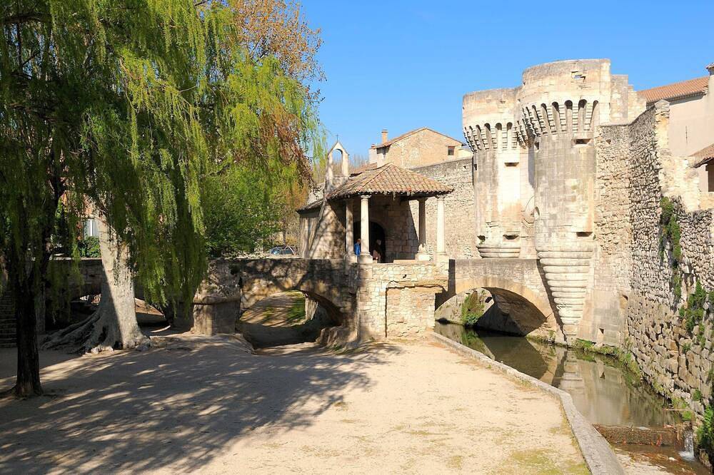 Gîte actuellement indisponible in Saint-Didier, Parc naturel régional du Mont-Ventoux