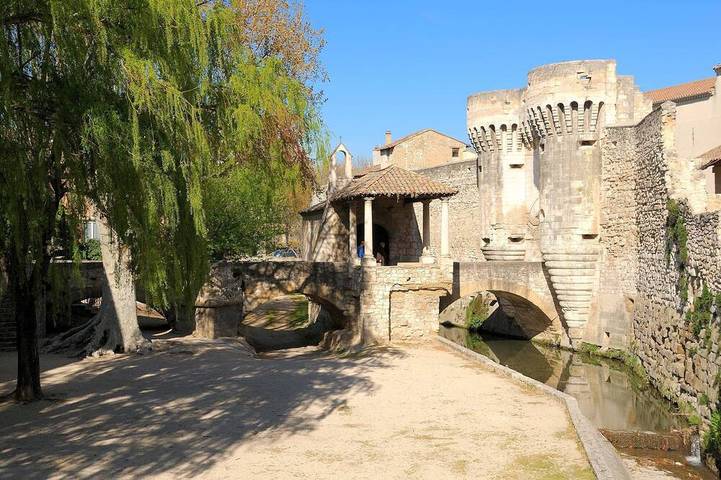 Location de vacances pour 6 personnes, avec terrasse et jardin à Saint-Didier - 2