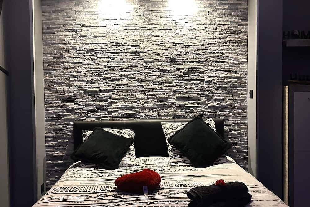 Entire apartment, Loveroom&spa in Tournon-sur-Rhône, Tournon-sur-Rhône region