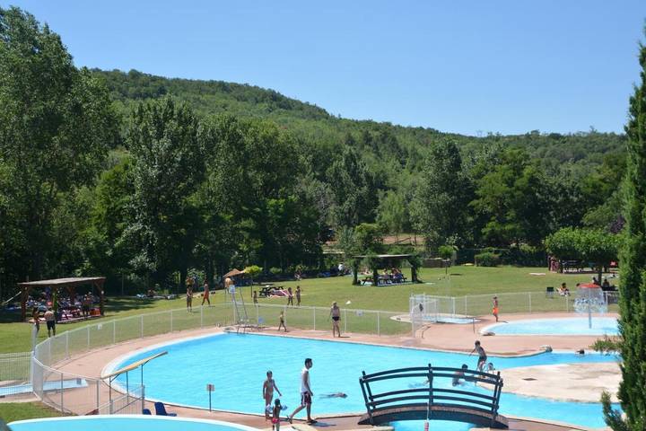 Location de vacances pour 13 personnes, avec jardin et vue, animaux acceptés à Dio-et-Valquières - 2