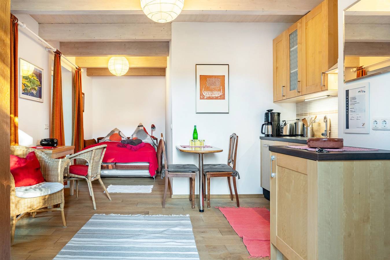 Ganzes Studio, Einzimmerapartment 'Apartment Im Schwedenhaus' mit privater Terrasse, privatem Garten und Wi-Fi in Kieler Förde, Kiel