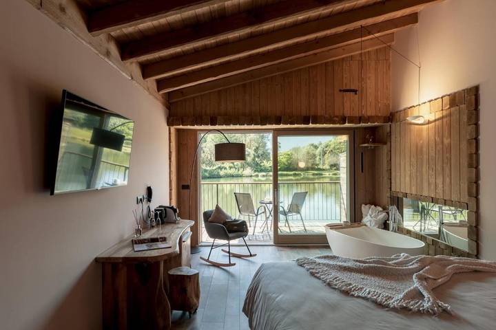 Bungalow für 2 Personen, mit Balkon und Seeblick sowie Ausblick in Norditalien - 3