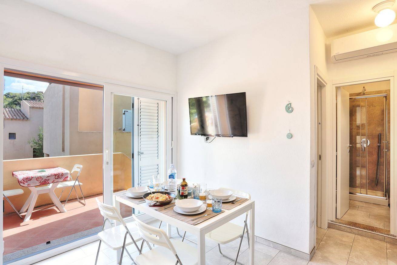 Appartement entier, Appartement de vacances pour 4 personnes avec piscine in Costa Paradiso, Trinità d'Agultu e Vignola