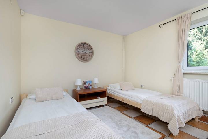 Spacious House with Garden | Three Bedrooms | Garage in Wieliczka, Klein-Polen