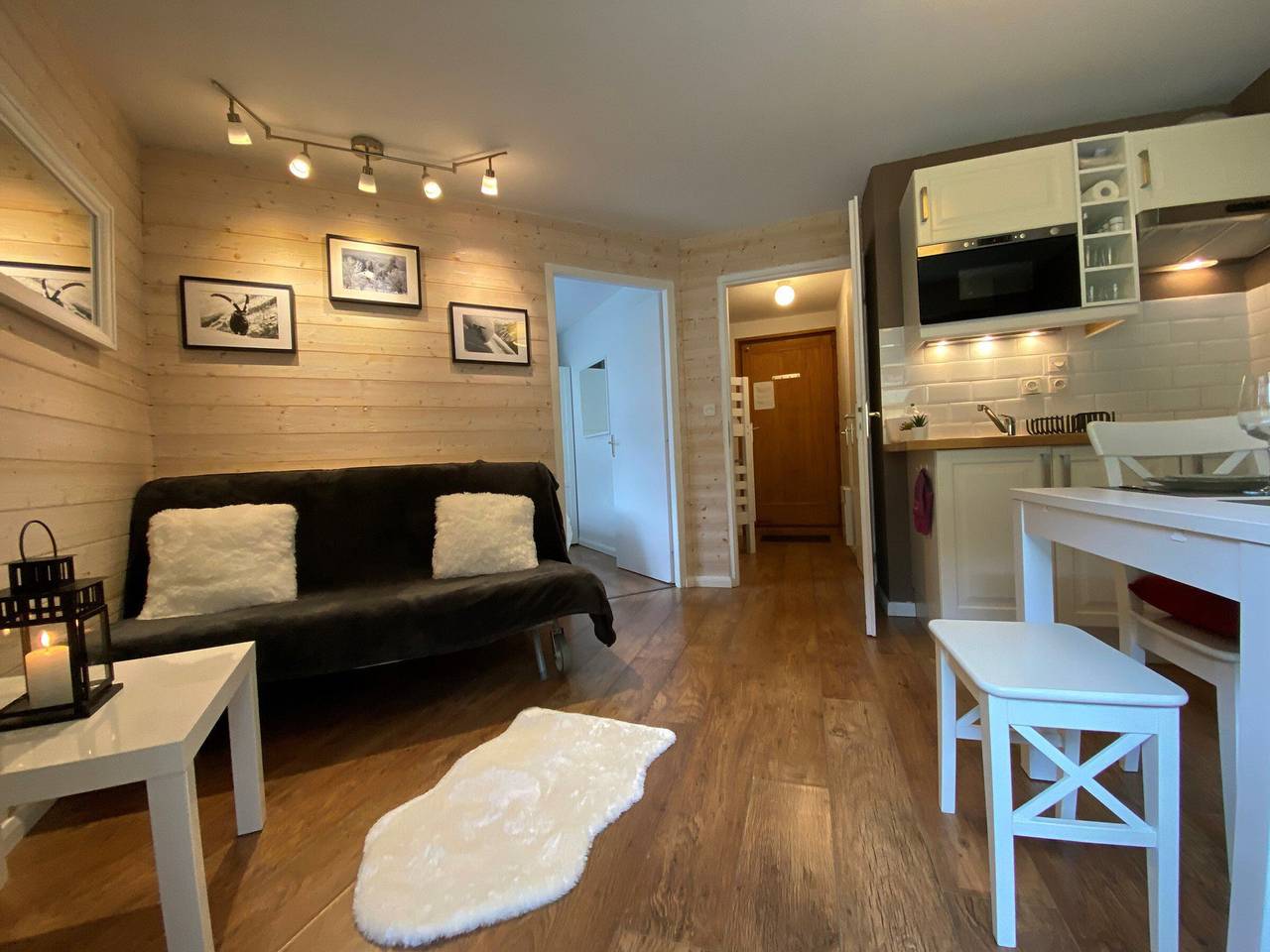 Appartement entier, Appartement moderne avec terrasse, 6 personnes, parking inclus in Chatel, Les Portes du Soleil