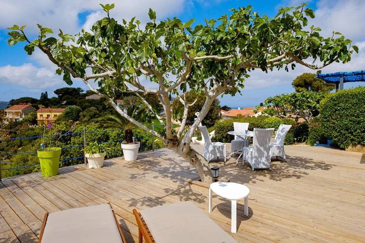 Gîte pour 2 personnes, avec jardin et vue dans Île du Levant - 4