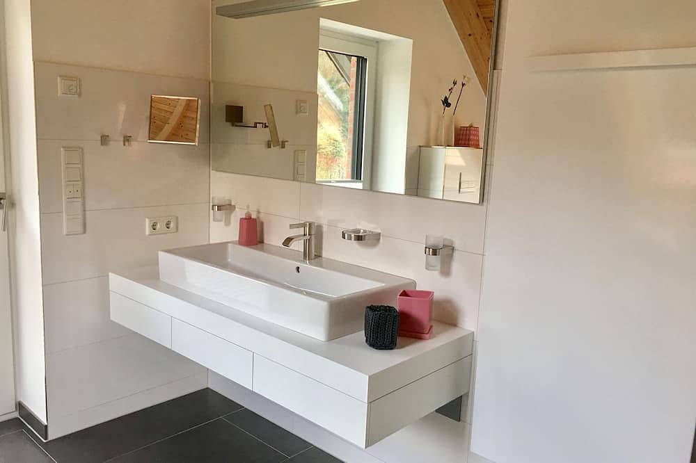 Loft direkt am See mit Klimanlage!!! in Neu Poserin, Ludwigslust-Parchim