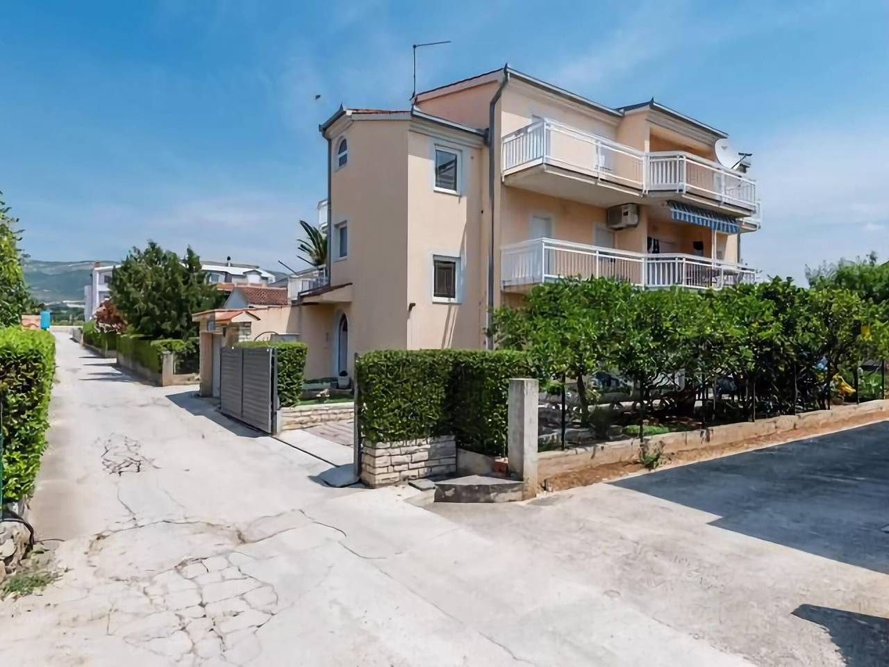 Ganze Wohnung, Wohnung in Kastel nahe dem Meer in Kastel Stafilic, Kaštela