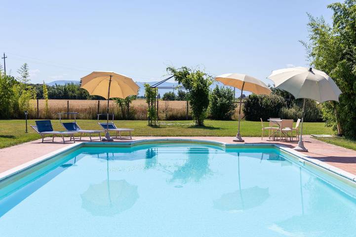 Location de vacances pour 9 personnes, avec terrasse et piscine à Assise - 4