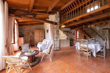 Gîte pour 4 personnes, avec vue et jardin à Brenas