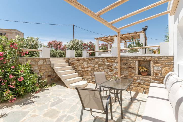 Location de vacances pour 6 personnes, avec jardin et bassin pour enfant dans Naxos - 2