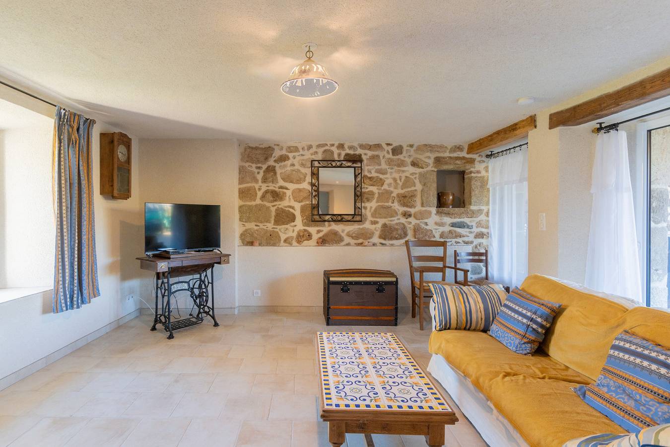 Cottage « L'Ancienne Estable » avec terrasse privée, jardin privé et climatisation in Les Assions, Parc national des Cévennes