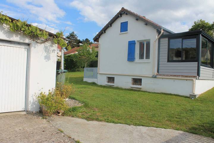 Gîte pour 4 personnes, avec Terrasse ainsi que Jardin et Vue