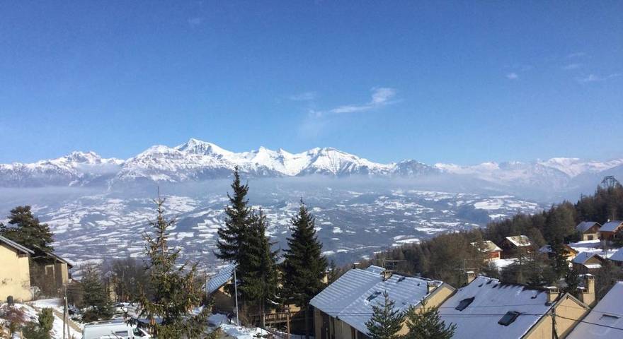 Appartement de vacances pour 4 personnes, avec vue et jardin, animaux acceptés