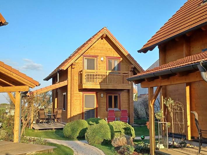 Ferienhaus für 4 Personen, mit Pool und Garten - 1