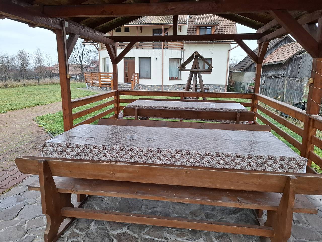 B&B Granada - etwas Besonderes in der wunderschönen Natur der rumänischen Berge in Karpaten