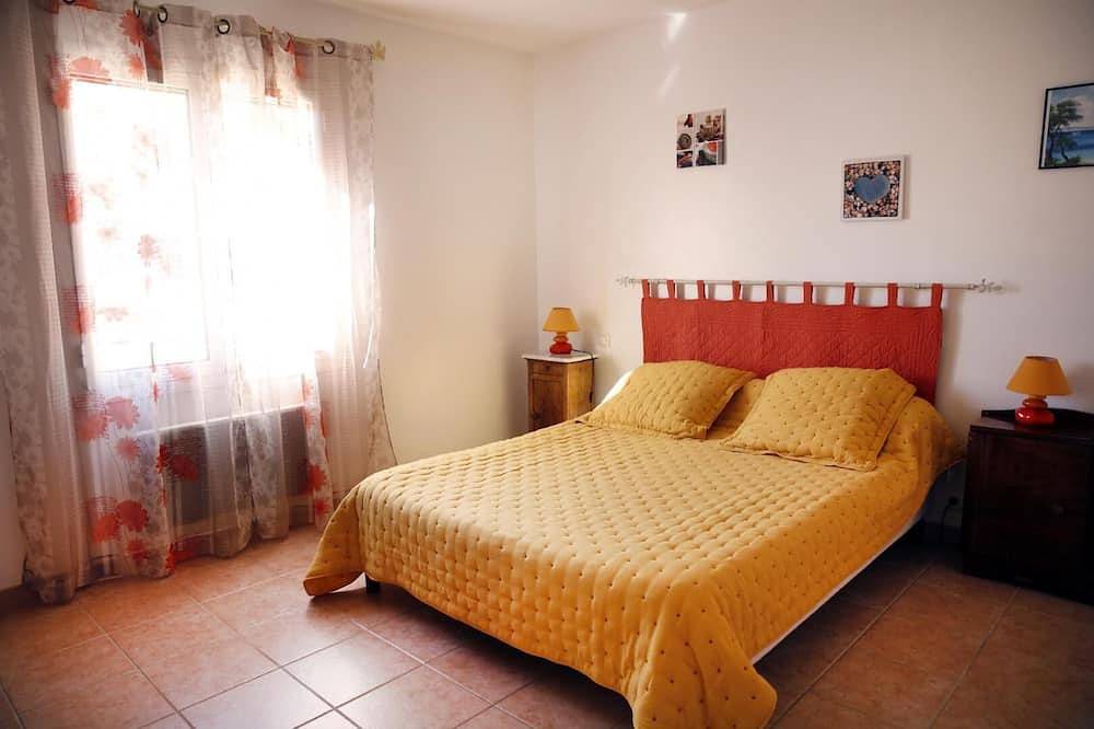 Maison Avec Piscine La Bastide in Carcès, Región Brignoles