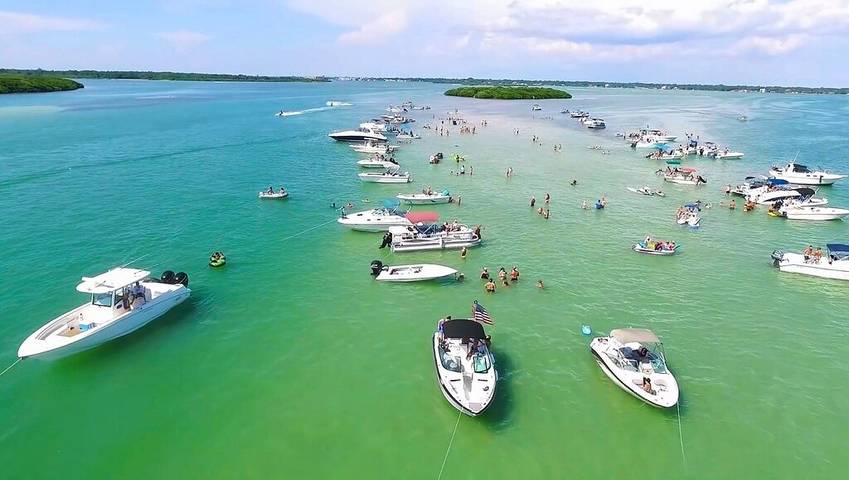 Vacation rental for 2 people, with yard in Treasure Island