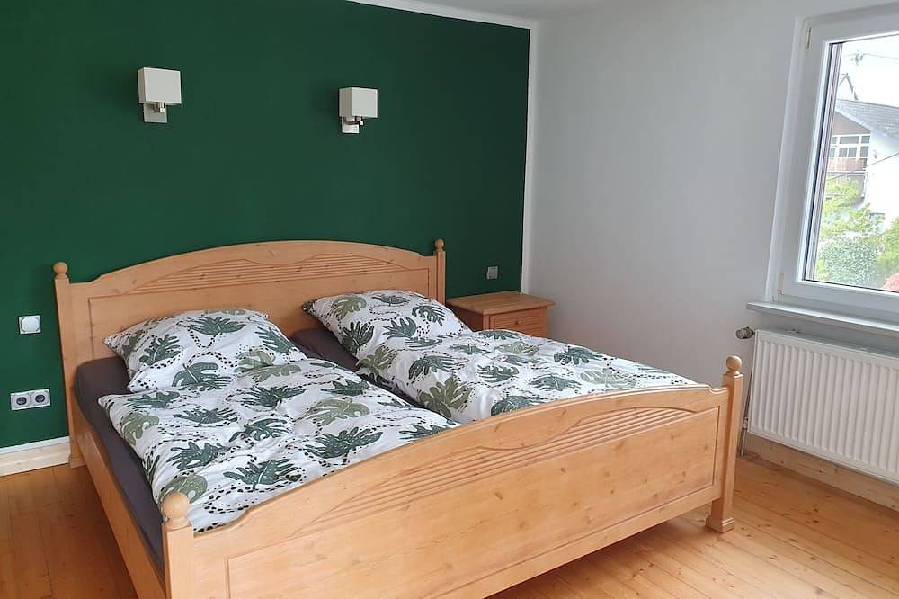 Ganze Wohnung, Fewo mit gr. Dachterrasse Nähe Trier, Eifel, Luxemburg und Moseltal in Newel, Landkreis Trier-Saarburg