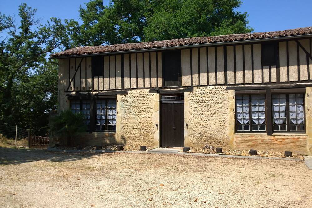 Les gites de castera Le Normandie in Aire-sur-l'Adour, Landes