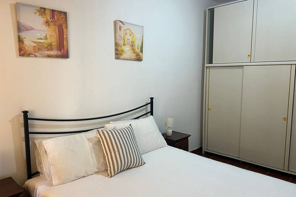 Entire apartment, Garden near the beach (Piedigrotta Garden) in Pizzo, Vibo Valentia Province