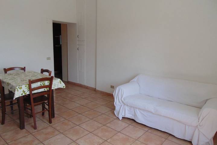 Appartamento intero, S241 - Sirolo, bilocale  completamente ristrutturato in Sirolo, Riviera del Conero