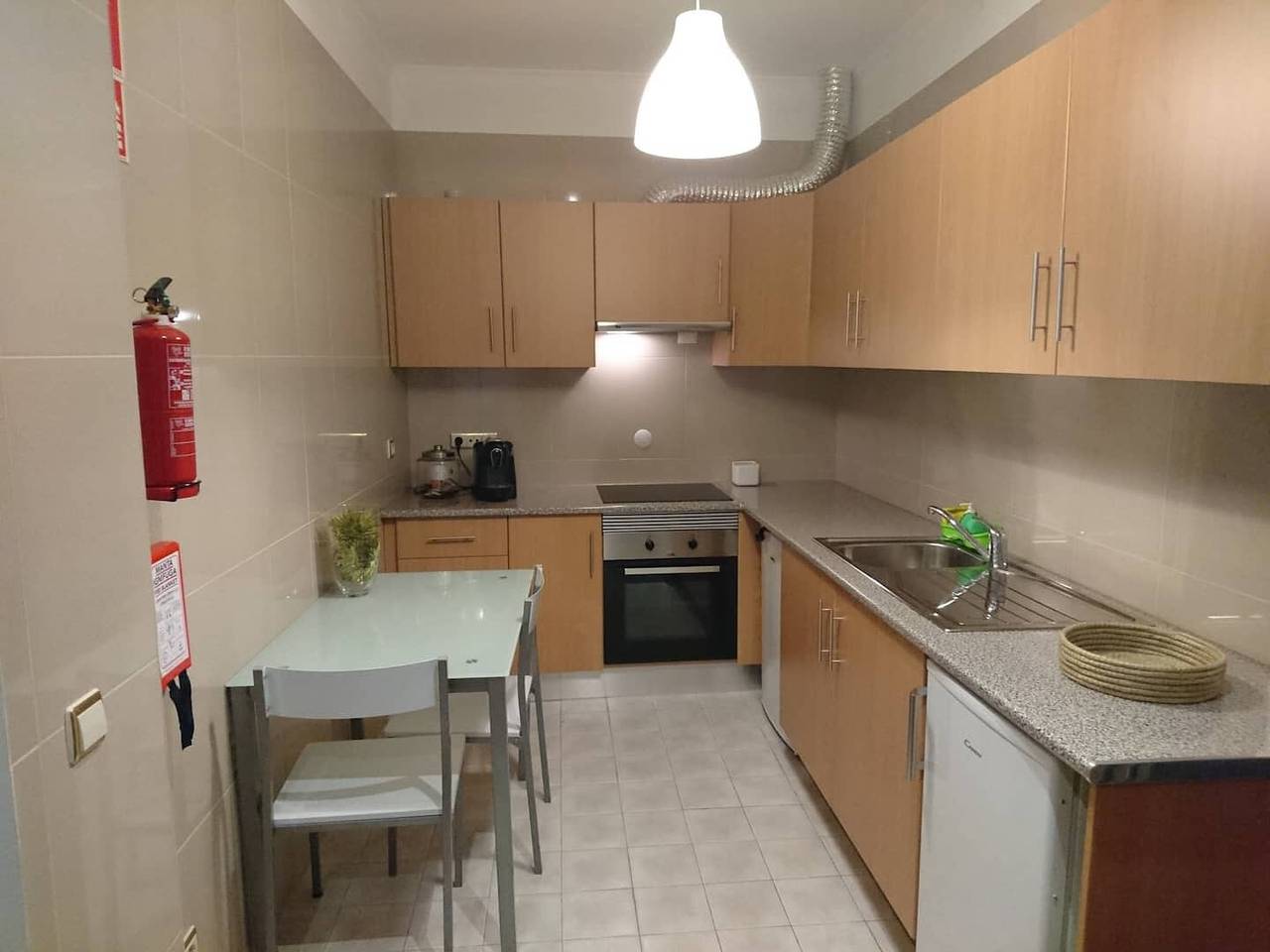Appartement 'Faro City Center Apartment I' met eigen buitenruimte, Wifi & airco, foto 9
