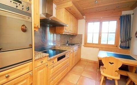 Hütte für 4 Personen, mit Terrasse und Garten sowie Ausblick in Davos - 3