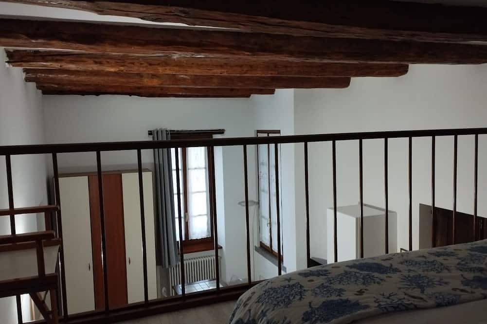 Entire apartment, Mantellini 2B -Small and cozy apartment in Domodossola, Comune di Domodossola