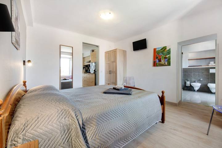 Apartamento inteiro, Apartamento "Taronico Duck" com vista para o lago, terraço partilhado e acesso Wi-Fi in Bellagio, Município de Bellagio